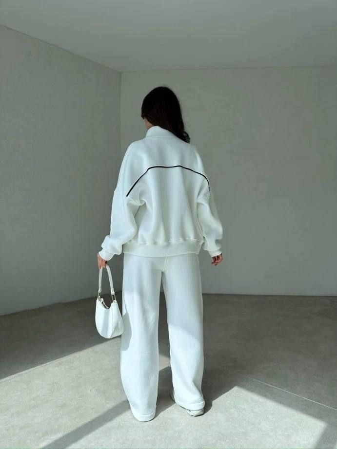 Hamsa White Line Set