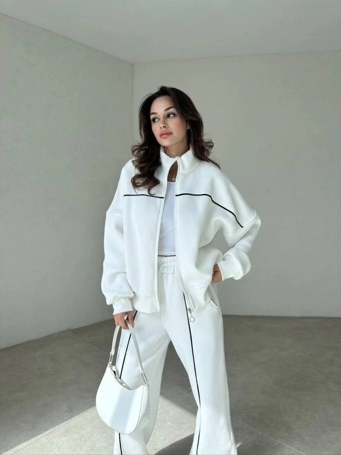 Hamsa White Line Set