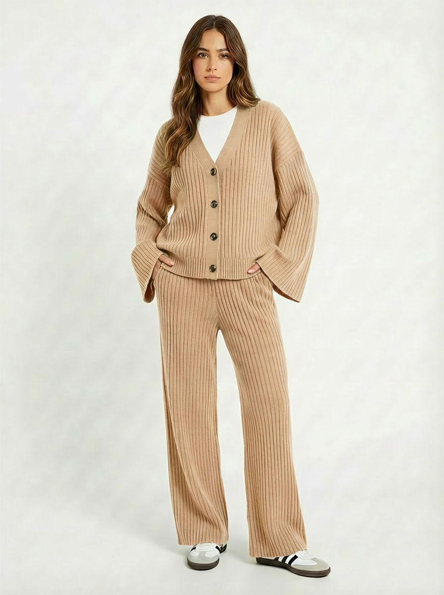 Hamsa Beige Ribbed set